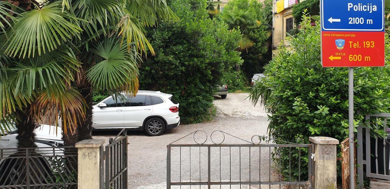 Apartment Kaza In Center, With Terrace, Private Parking, Step To The Sea Opatija Exterior foto